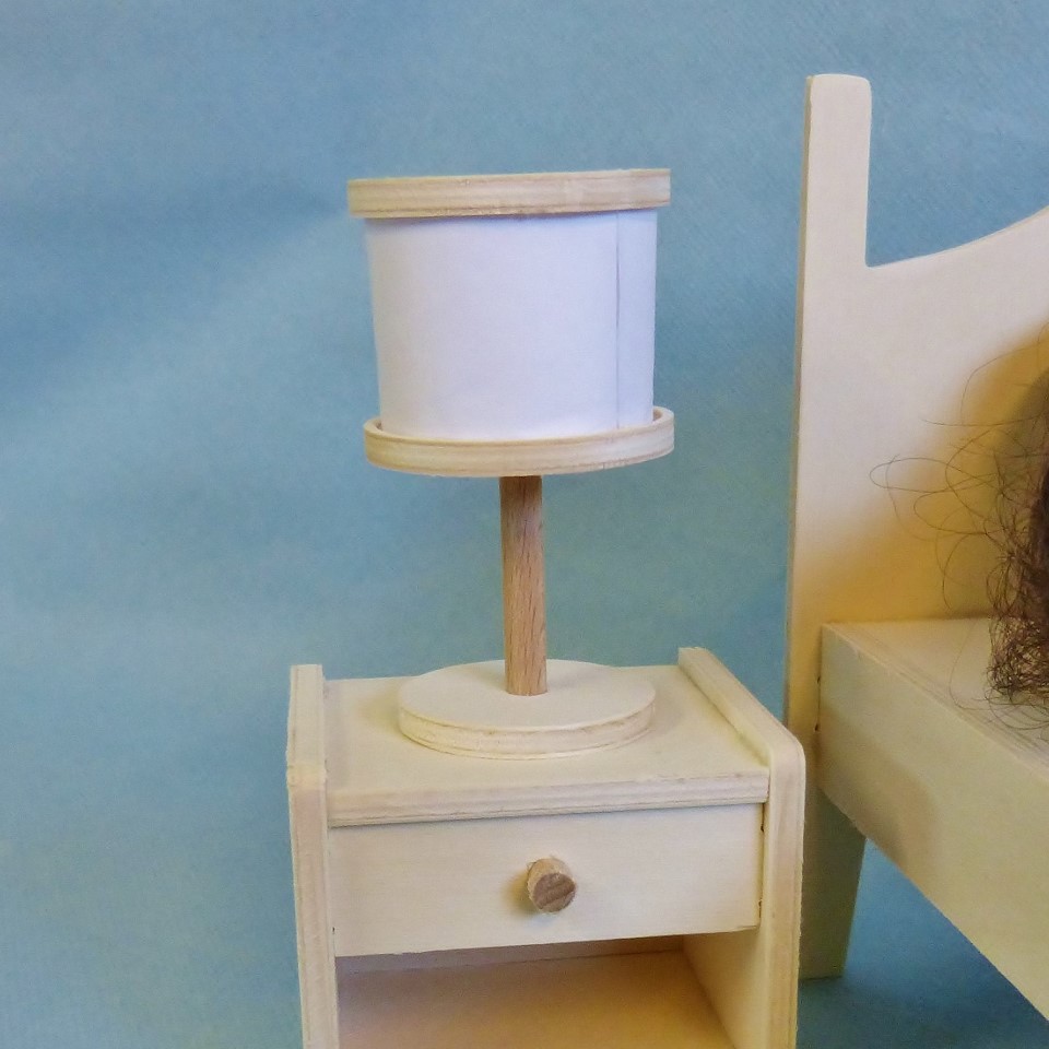 2 Pièces Moderne Miniature Maison de Poupée En Bois Table de Chevet et Lampe